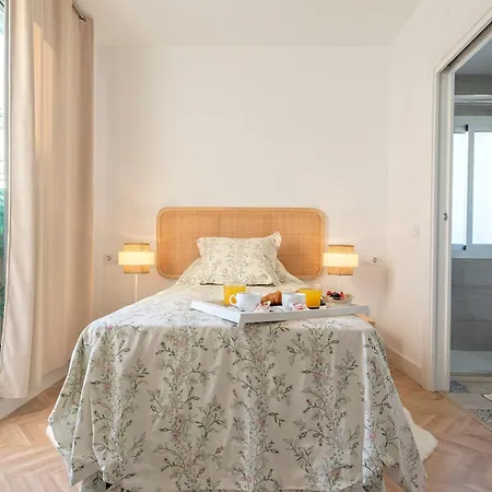 Luxury Penthouse Sea Views- Jacuzzi - Sauna *